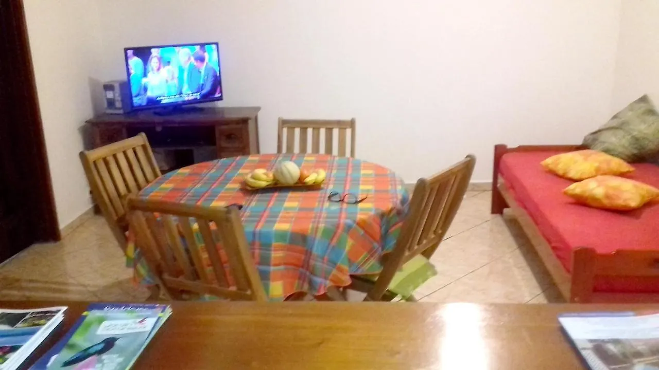 Appartement Confortable Pointe-Noire + Terrasse